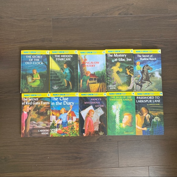 10 Nancy Drew Mystery Books - Picture 4 of 4